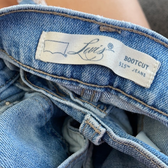 midrise levi’s bootcut 515 light wash denim size 8 - Picture 3 of 3